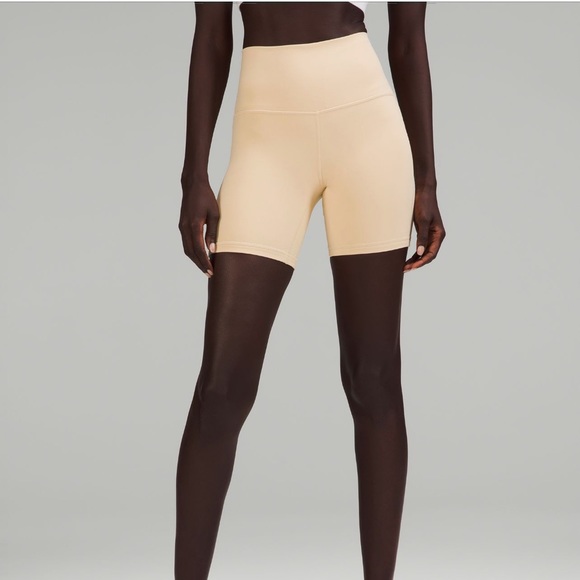 Lululemon Align Shorts - Picture 2 of 3